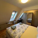 Apartmán Thermae Heritage Penthouse With Garage *