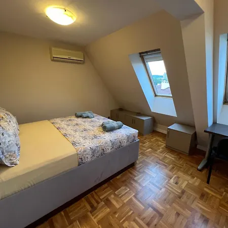 Thermae Heritage Penthouse With Garage *