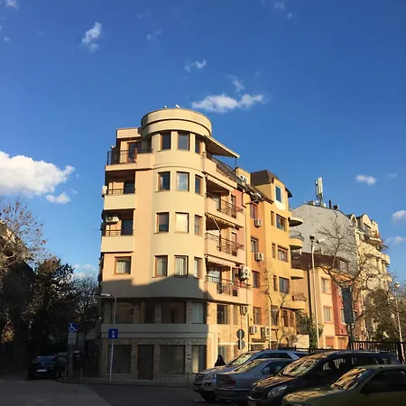 Thermae Heritage Penthouse With Garage شقة *